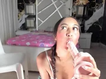 luna_star23 on Chaturbate