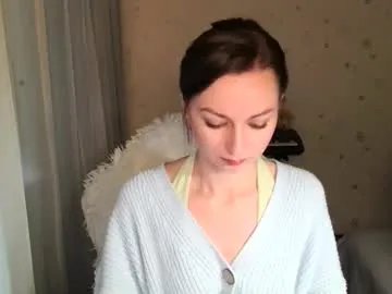 lunaa_bluee on Chaturbate