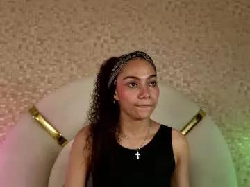 luucy_jonnes on Chaturbate