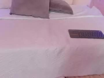 luucy_jonnes on Chaturbate 
