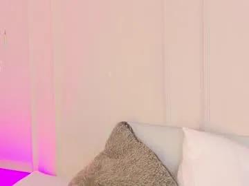 mariapettit on Chaturbate