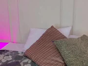 mariapettit on Chaturbate