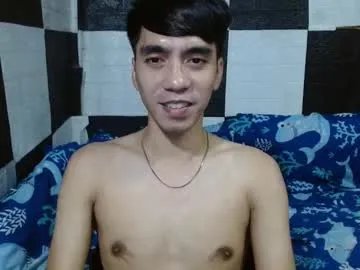massive_boner02 on Chaturbate 