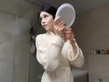 milla_bella on Chaturbate