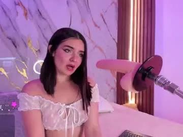 mollylewis18 on Chaturbate 