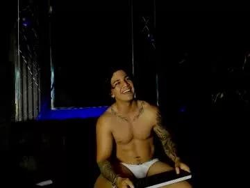 mr_maximo on Chaturbate 