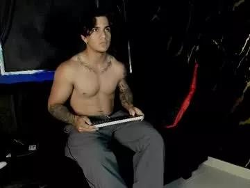 mr_maximo on Chaturbate 