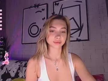 mynameisnikki_ on Chaturbate