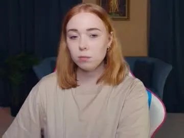 nelliemathers on Chaturbate