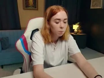 nelliemathers on Chaturbate