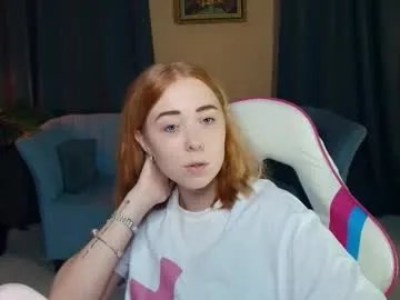nelliemathers on Chaturbate