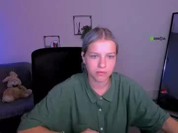 nelly_storm — GOAL: take off my jeans and spank my ass [250 tokens remaining] Welcome to my room!  #shy #18 #cute #lovense #pvt