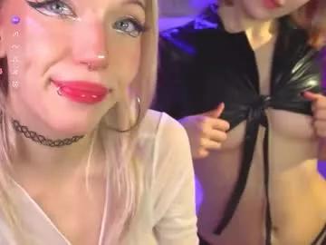 nikkisilk on Chaturbate 