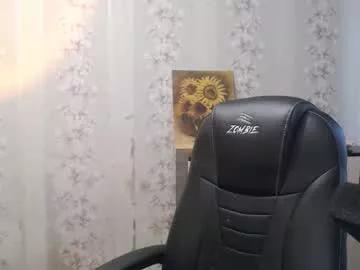 pennieisebrand on Chaturbate 
