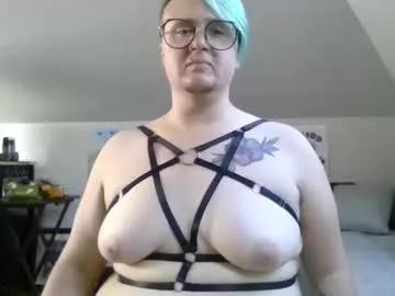 queerlyjaz on Chaturbate 