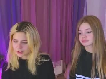 riinaaa on Chaturbate 