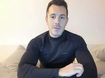 roberto4ever — GOAL TAKE OFF T-SHIRT #muscle #bigass #cum #flexing #private [80 tokens remaining]