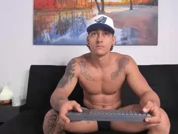 ryanwhite3 — GOAL: let's have a nice and fun time [1000 tokens remaining] Welcome to my room! #cum #muscle #bigcock  #lovense #new