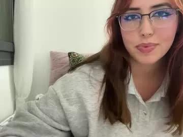 seraphinagrey on Chaturbate