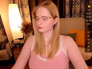 sheslinki on Chaturbate 