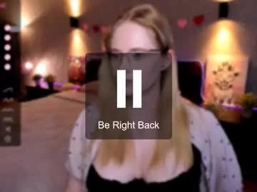 sheslinki on Chaturbate 