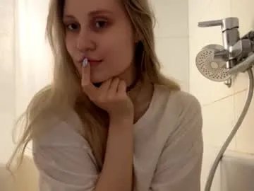 silvercherub on Chaturbate