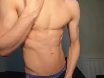 skinnyguywithbigd on Chaturbate 