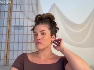 sofftrose on Chaturbate 