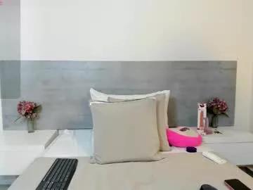 sunnywhitee on Chaturbate 