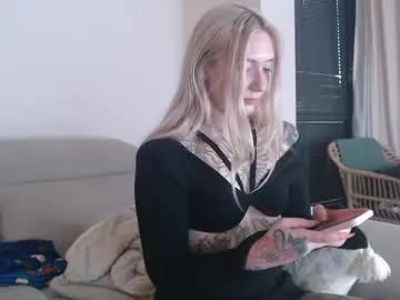 tattoobbgirl on Chaturbate 