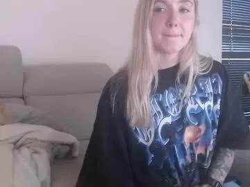 tattoobbgirl on Chaturbate 