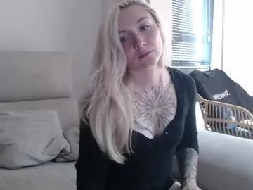 tattoobbgirl on Chaturbate 