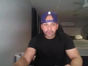 thatazguyaz on Chaturbate
