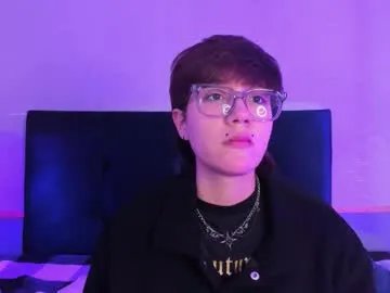 tsuki_maru on Chaturbate