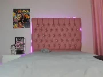 vanillaflo — GOAL: Squirt [128 tokens remaining] Who want to make me wet and horny? #18 #lovense #new #teen #squirt