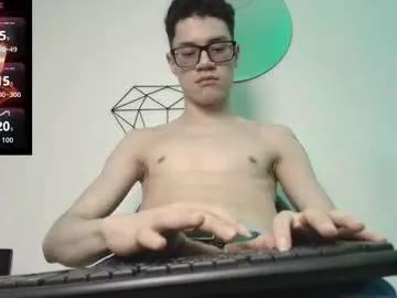 wolfan_sky — GOAL: Show armpit + biceps [11 tokens remaining] Welcome to my room! #thickcock #dominant #smoke #lovense #master