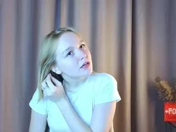 yangsperanza — ^**^ #new and really #shy but super #cute  || GOAL:   I think it's time to change my pants for shorts.  || #blonde #young [81 tokens remaining]