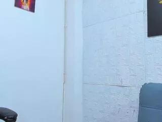 aaron_velour on Flirt4Free 