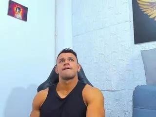 aaron_velour on Flirt4Free 