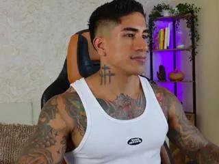 adan_reilly on Flirt4Free 
