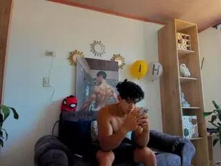 alan_moan on Flirt4Free 