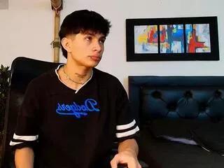 angeel_thomas on Flirt4Free