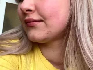 ann_diazz on Flirt4Free 
