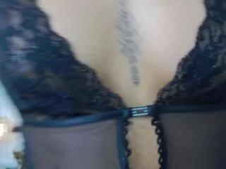 annie_gills on Flirt4Free 