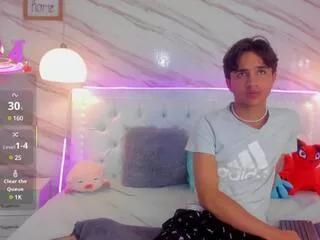 attlas_moon on Flirt4Free