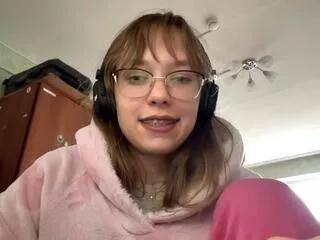 beatris_chaplean on Flirt4Free