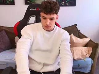 danny_cuomo on Flirt4Free 