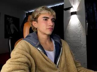 darko_davis on Flirt4Free