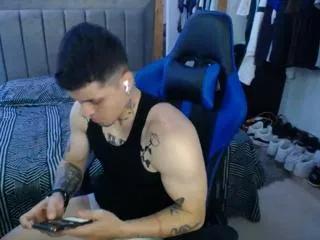 derek_valentino on Flirt4Free 
