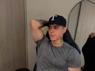 derek_valentino on Flirt4Free 
